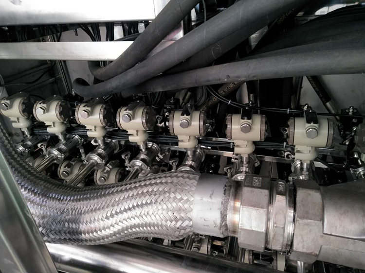 Application of turbine flowmeter transmitter in petroleum industry